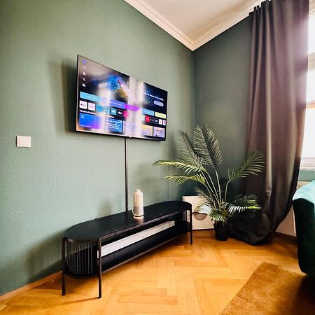 Rebelrents #4 Design Trifft Komfort - Einzigartiges Ferienapartment In Der Nahe Des Hauptbahnhofs Halle  Exterior foto